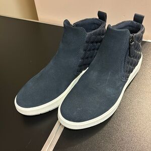 Clark Collection Quilted Sneaker Boots Layton zip